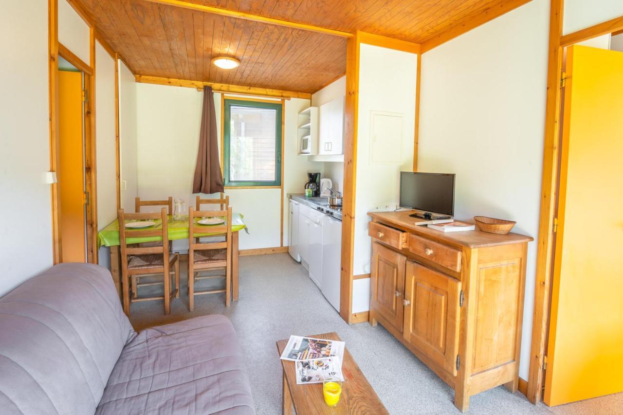 Les Chalets De Booz Saint-Germain-du-Teil 외부 사진