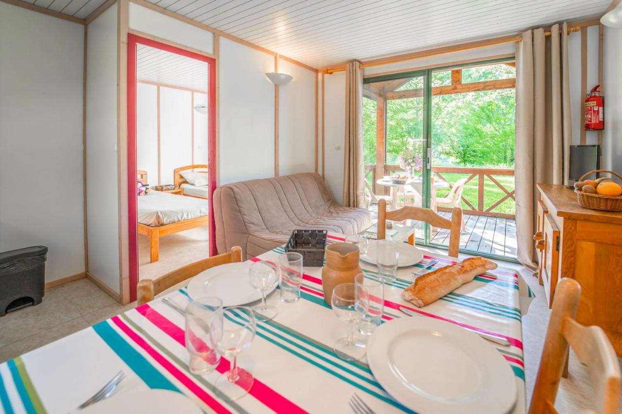 Les Chalets De Booz Saint-Germain-du-Teil 외부 사진